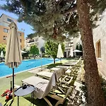 Emerald Paradise - Menada Apartment