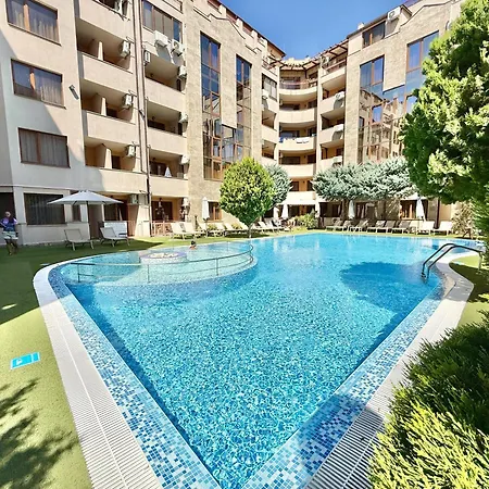 Apartment Emerald Paradise - Menada *
