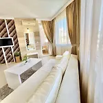 Apartman Emerald Paradise - Menada *
