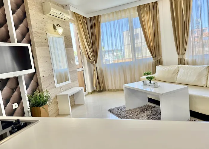 Apartament Emerald Paradise - Menada