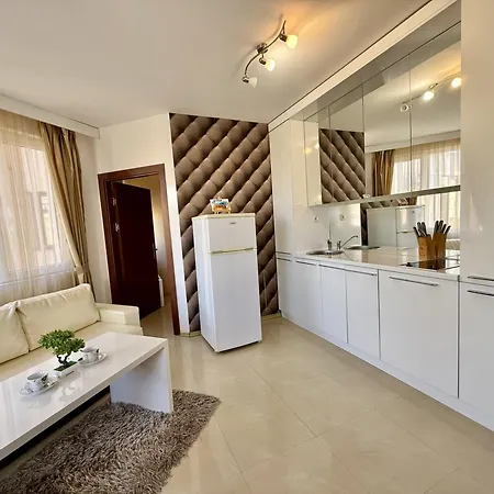Emerald Paradise - Menada Apartman